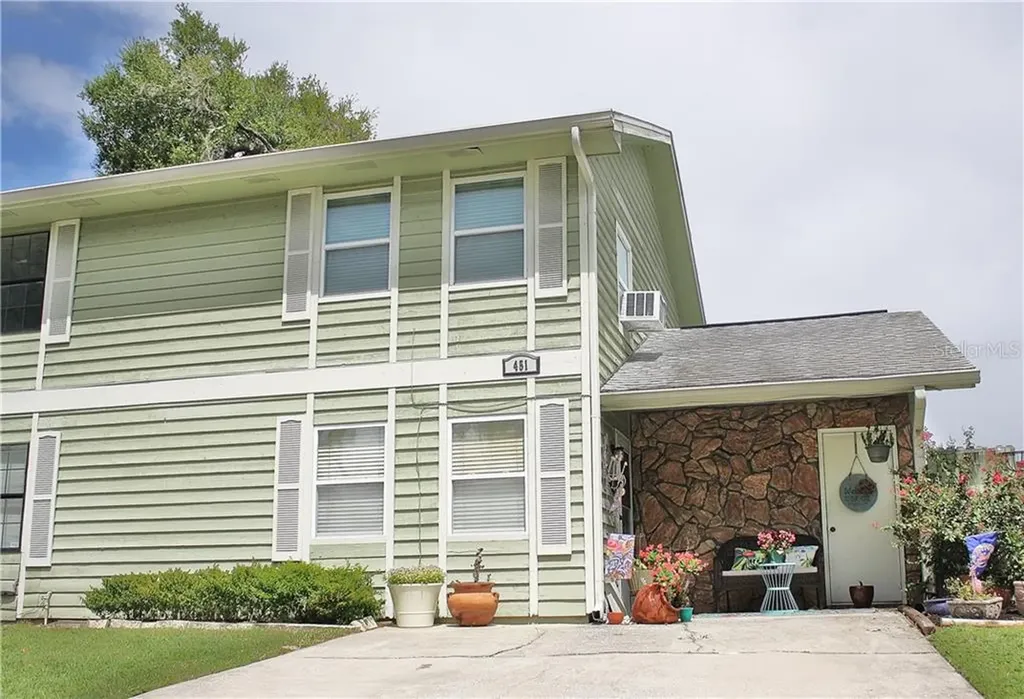 451 Hemlock Street Altamonte Springs FL 32714