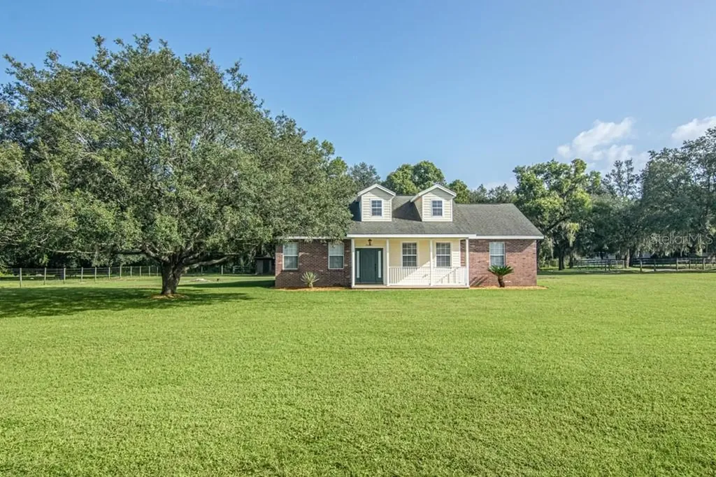 35641 Chester Drive Zephyrhills FL 33541