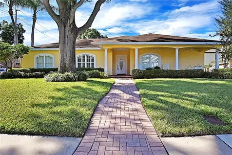 4002 W Tacon Street Tampa FL 33629