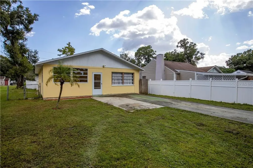 3606 52nd Avenue N St Petersburg FL 33714
