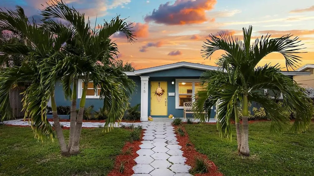 715 42nd Avenue NE St Petersburg FL 33703