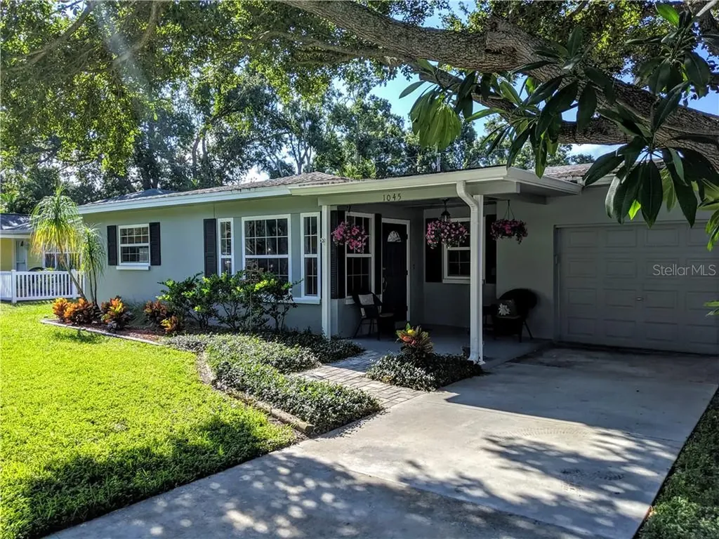 1045 Granada Street Clearwater FL 33755