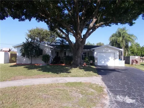 3178 61st Way N St Petersburg FL 33710