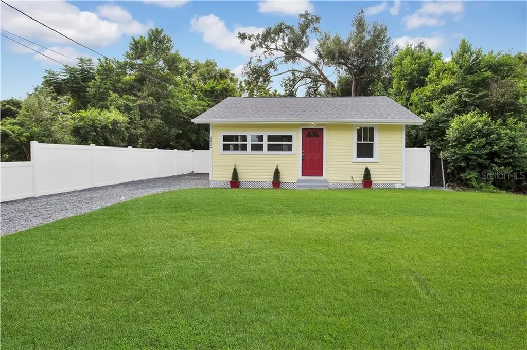 2410 Hawthorne Street Orlando FL 32806