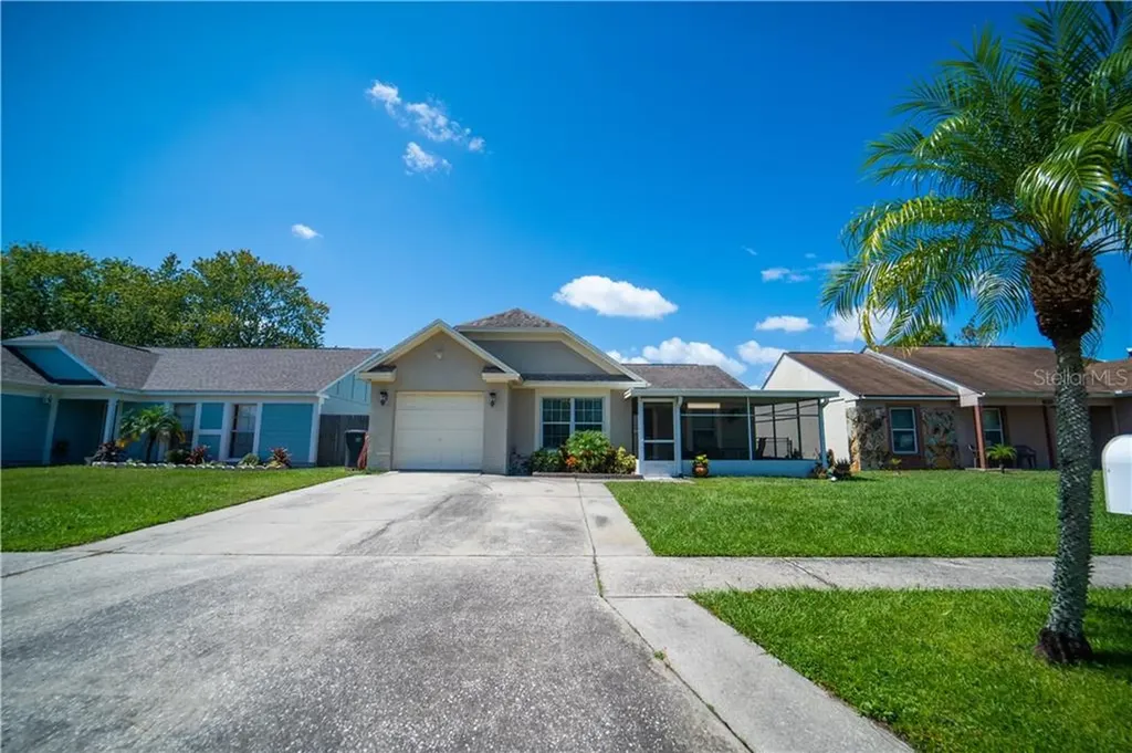 9008 Dacena Villa Place Tampa FL 33635