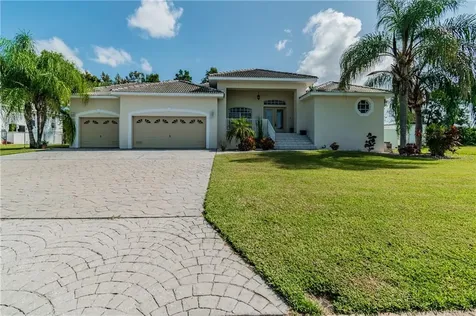 707 Eagle Lane Apollo Beach FL 33572