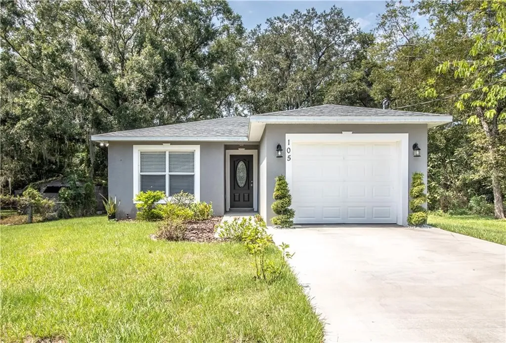 105 S Morgan Street Plant City FL 33563