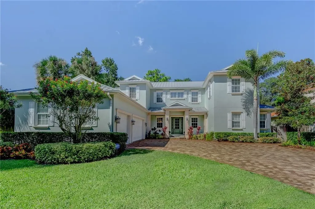 215 S Renellie Drive Tampa FL 33609