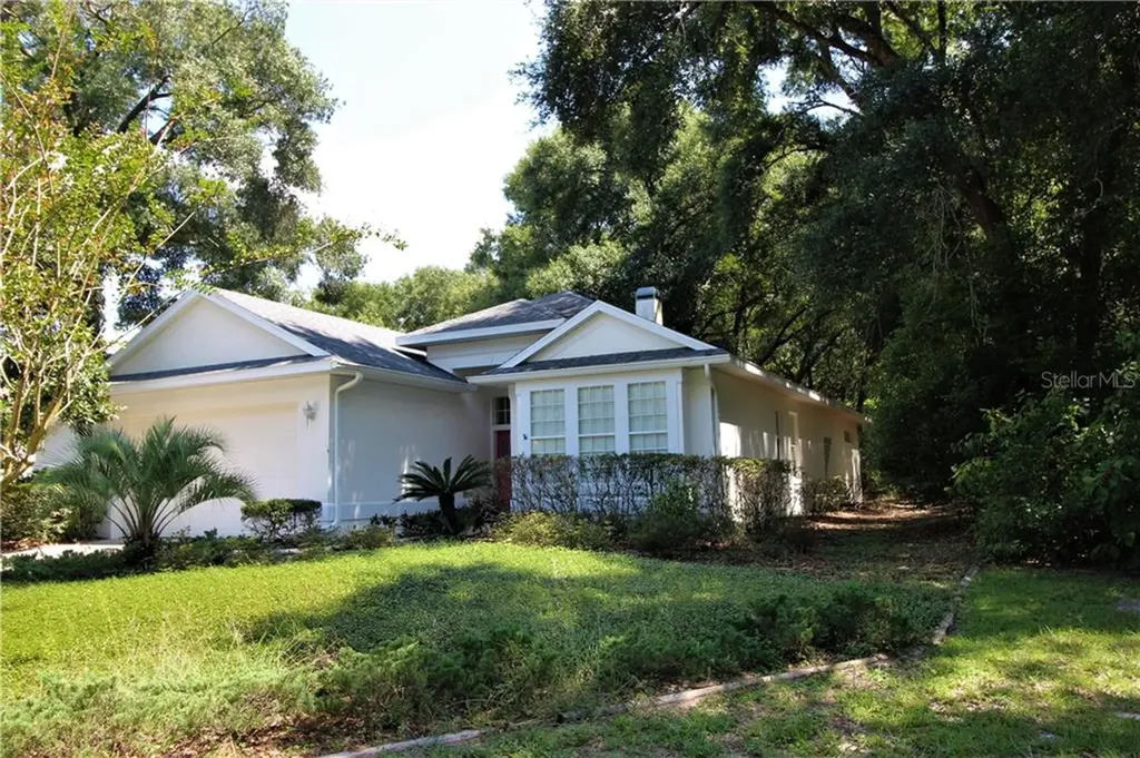 1100 Stillwater Drive Deland FL 32720