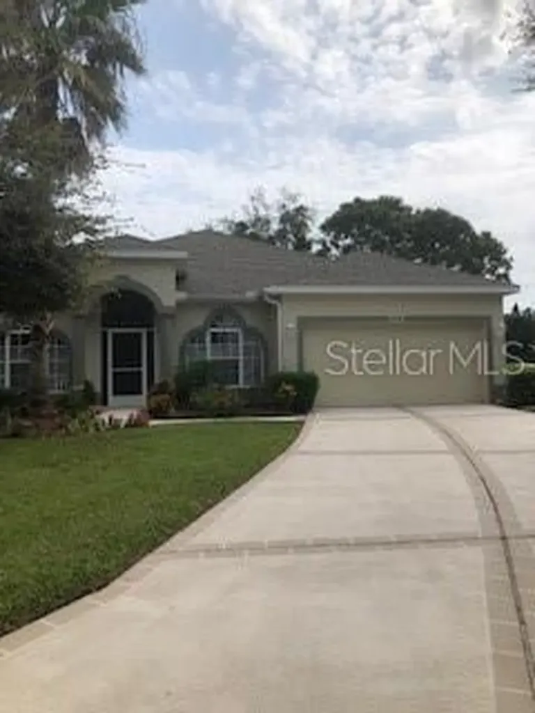2089 Dobson Street Clermont FL 34711