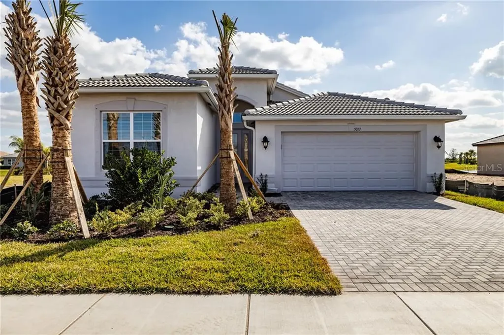5013 Sevilla Shores Drive Wimauma FL 33598