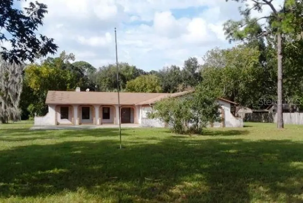 105 Country Circle Drive E Port Orange FL 32128