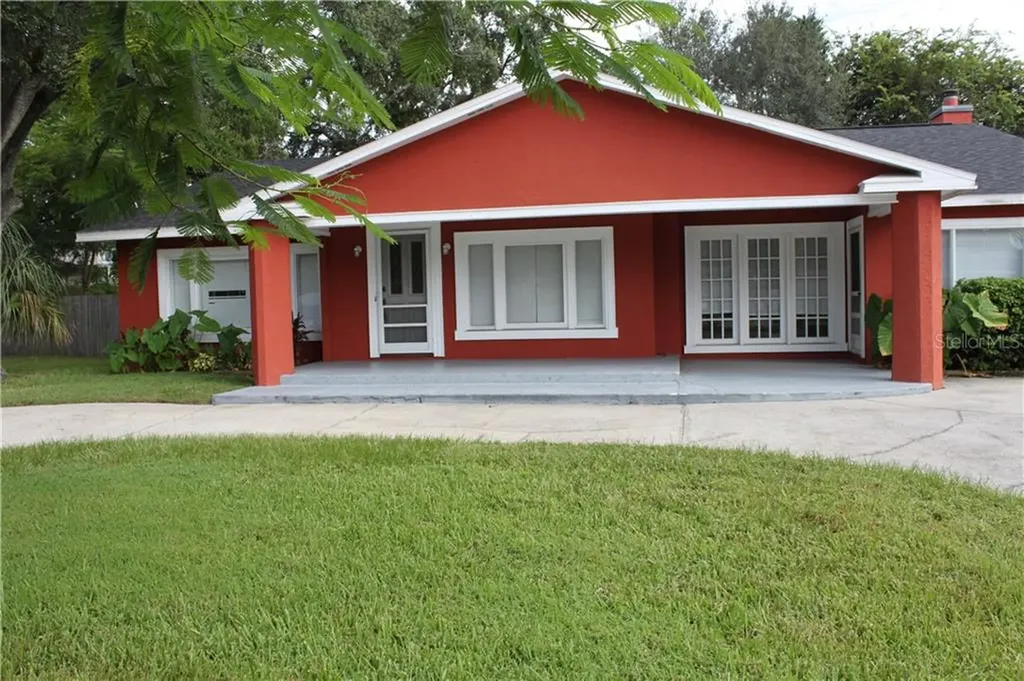 3811 W El Prado Boulevard Tampa FL 33629