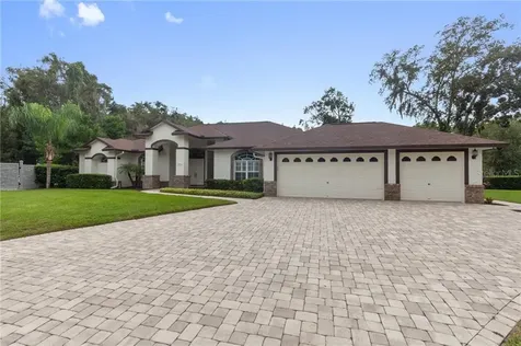 17401 Mary Charlotte Place Lutz FL 33549