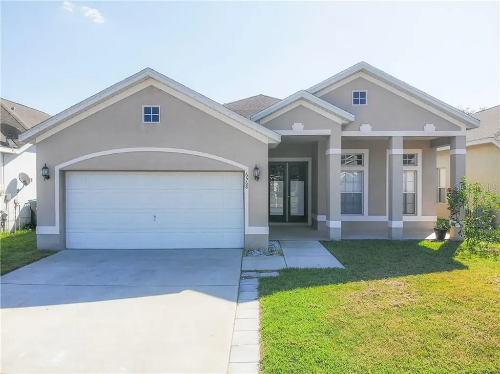 6568 Lake Gloria Shores Boulevard Orlando FL 32809