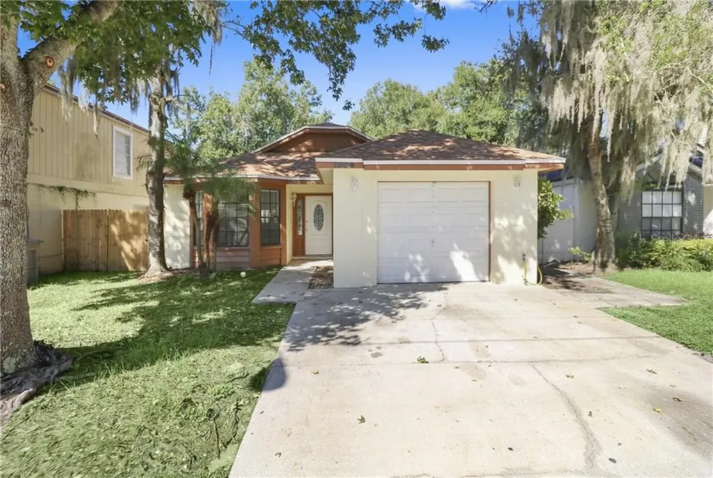 1964 Larkwood Drive Apopka FL 32703