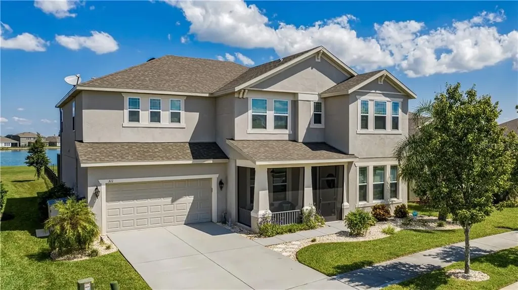 311 Blue Cypress Drive Groveland FL 34736