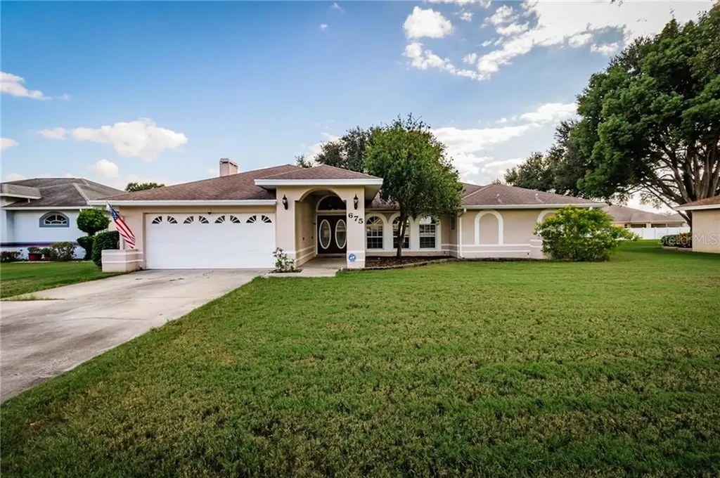 675 Powder Horn Row Lakeland FL 33809