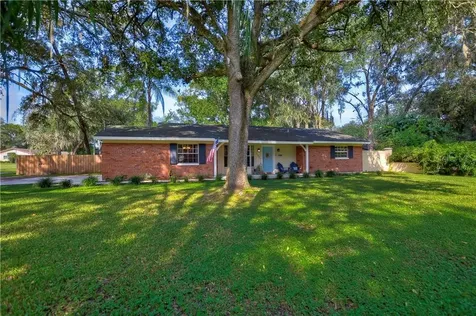 13808 N Edison Avenue Tampa FL 33613