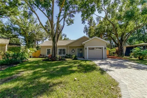 4006 W Lawn Avenue Tampa FL 33611