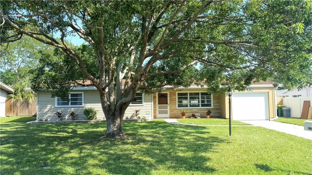 3011 Courtland Street Sarasota FL 34237