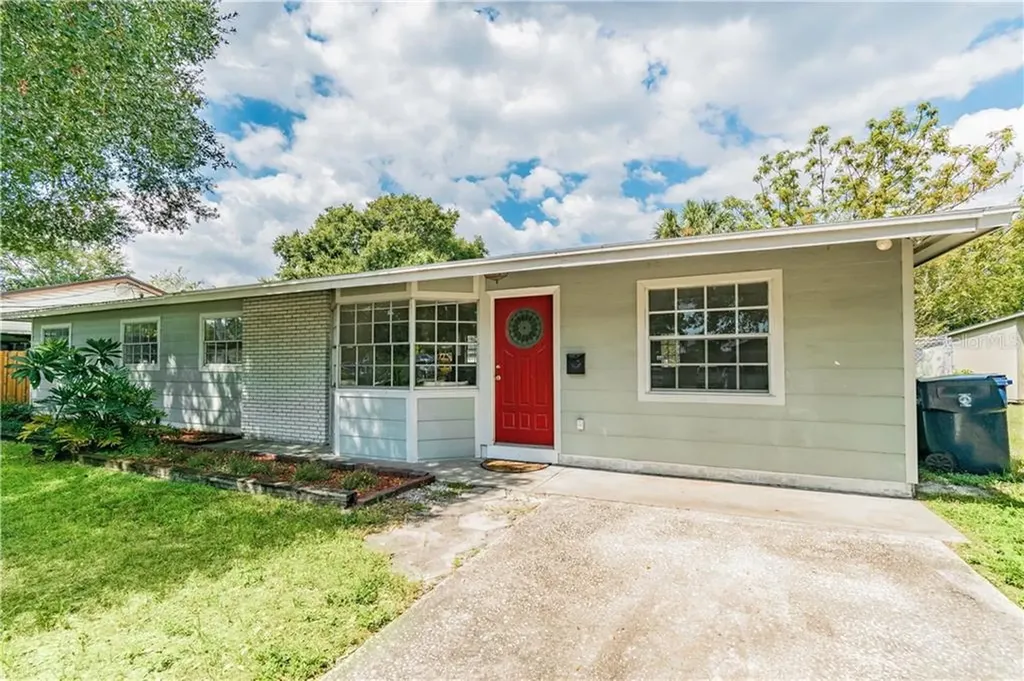 3709 W Oklahoma Avenue Tampa FL 33611