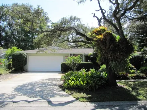 1651 Woodridge Drive Clearwater FL 33756
