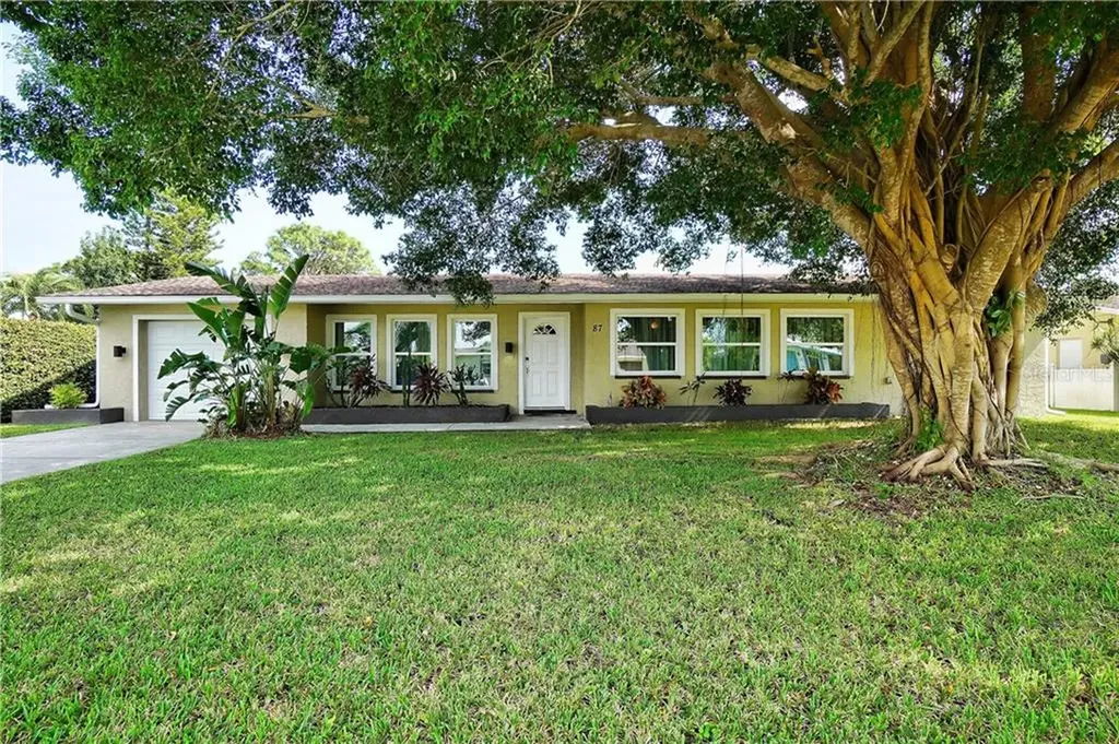 87 Oakland Hills Court Rotonda West FL 33947