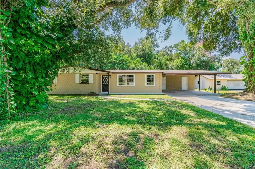 912 N Parsons Avenue Brandon FL 33510