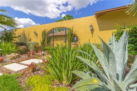 4013 Priory Circle Tampa FL 33618