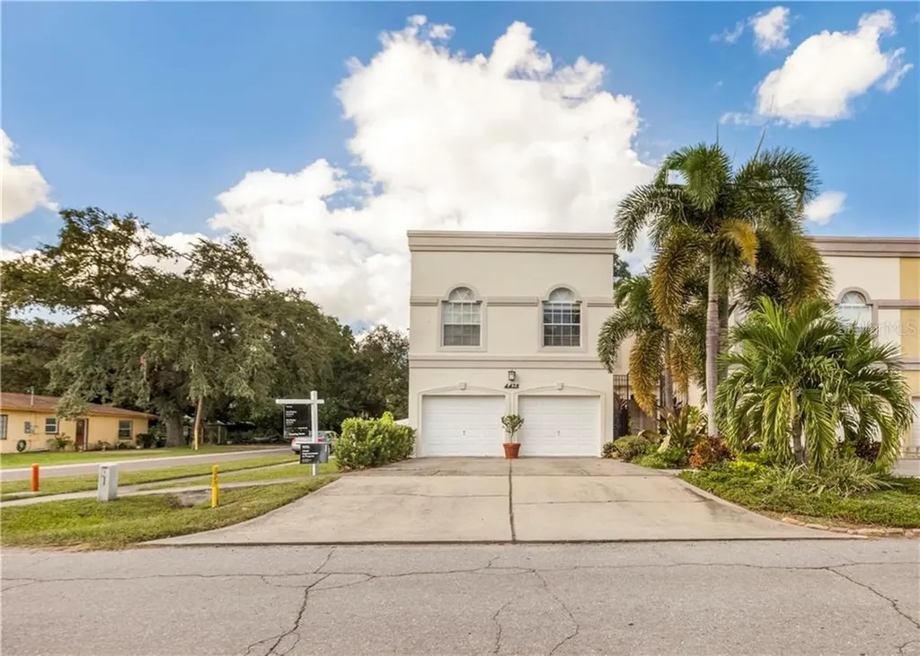 4425 W North A Street Tampa FL 33609