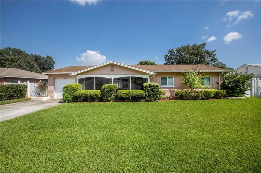 2763 64th Street N St Petersburg FL 33710