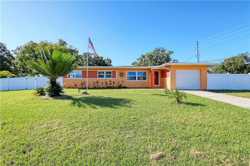 1301 Stratford Drive Clearwater FL 33756