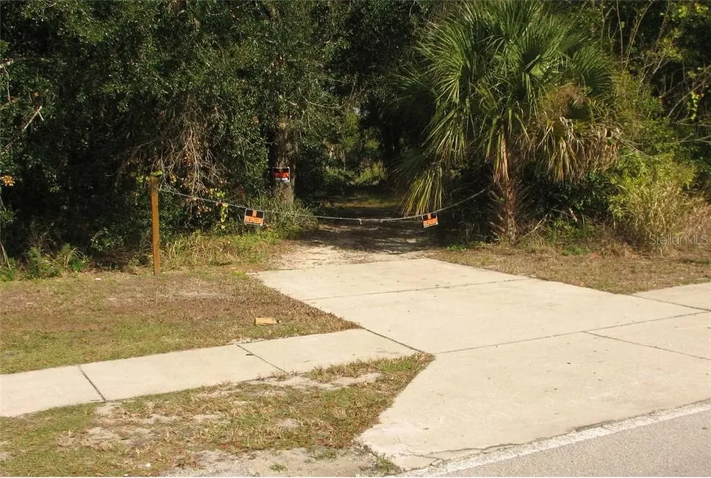 4939 Beach Boulevard Orlando FL 32803