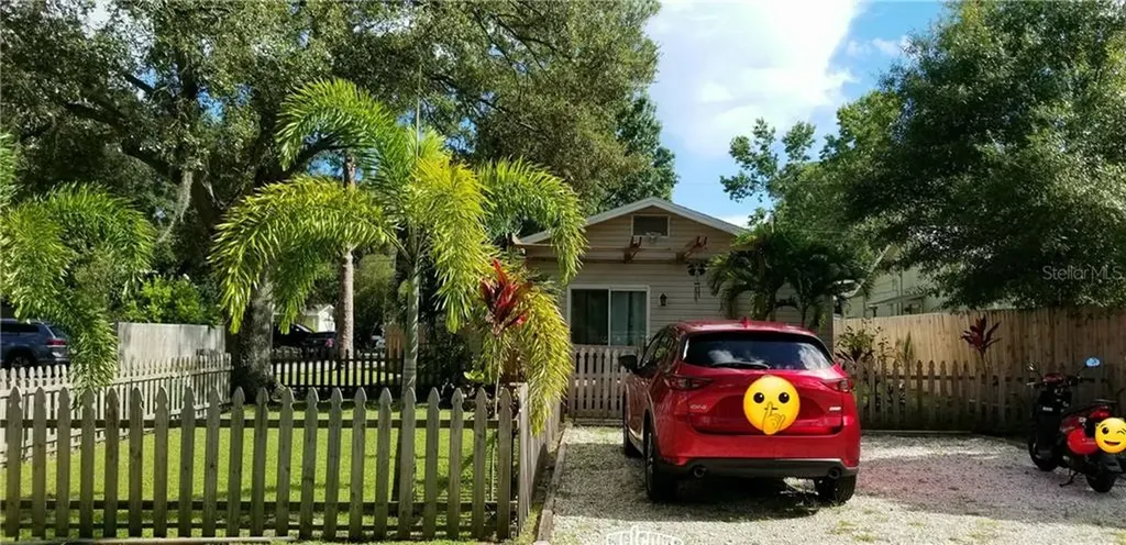 6170 58th Avenue N St Petersburg FL 33709