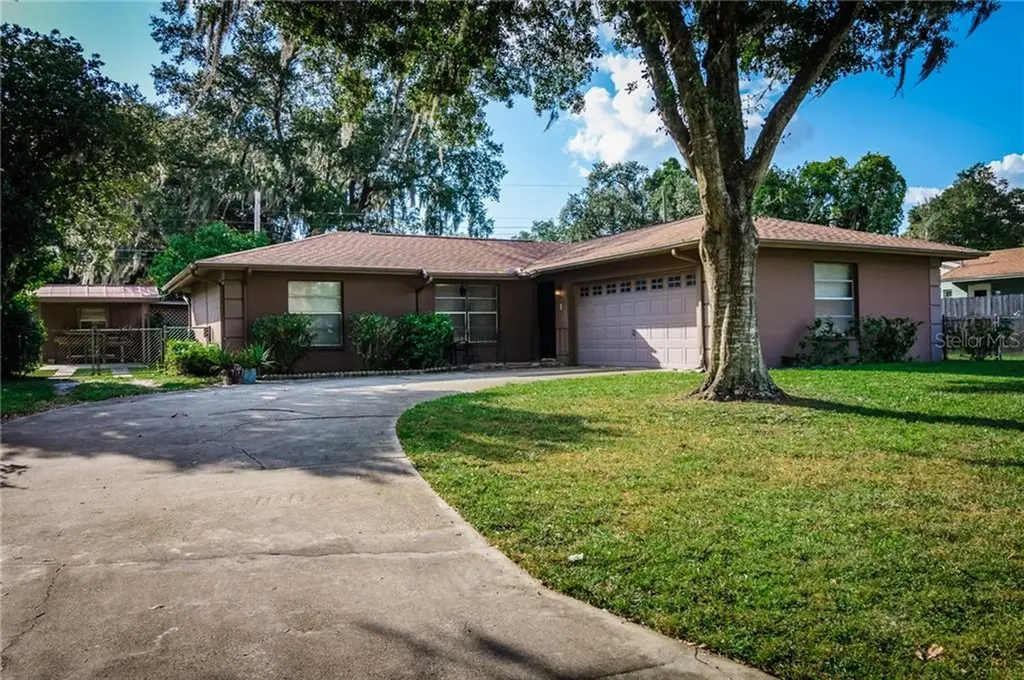 1502 Country Ridge Drive Lakeland FL 33801