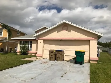 208 Pelican Court Kissimmee FL 34743