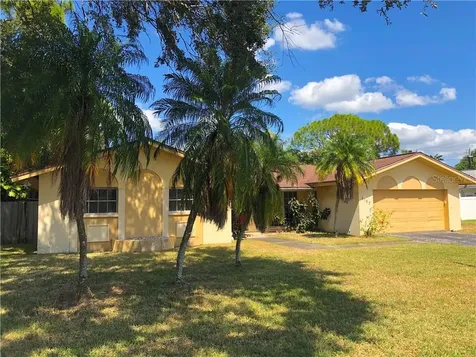 1193 88th Avenue N St Petersburg FL 33702
