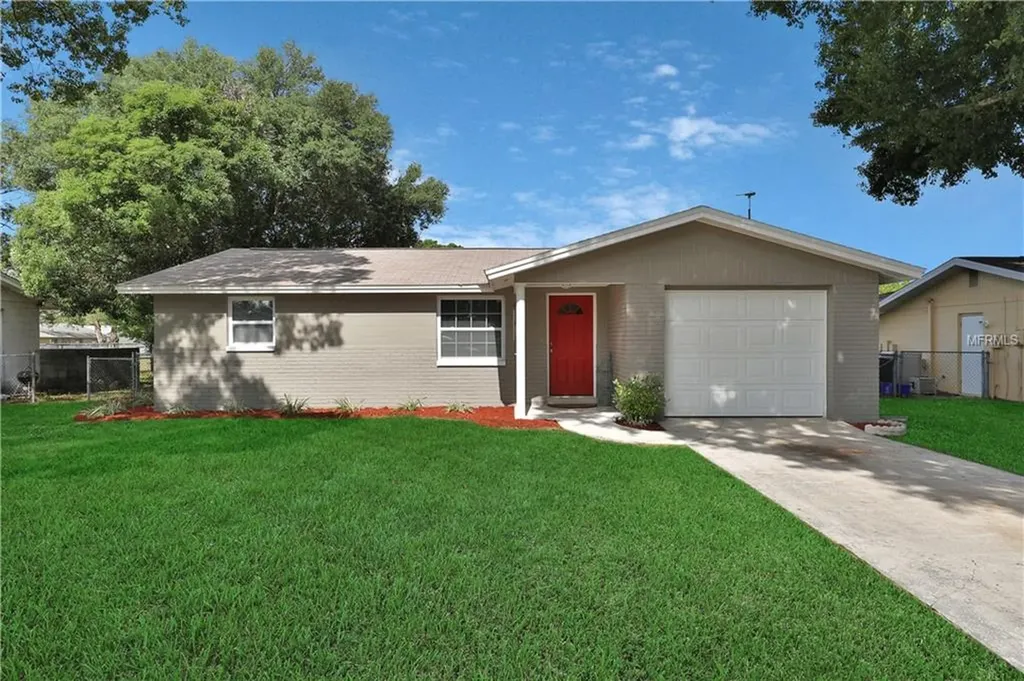 6053 20th Street Zephyrhills FL 33542