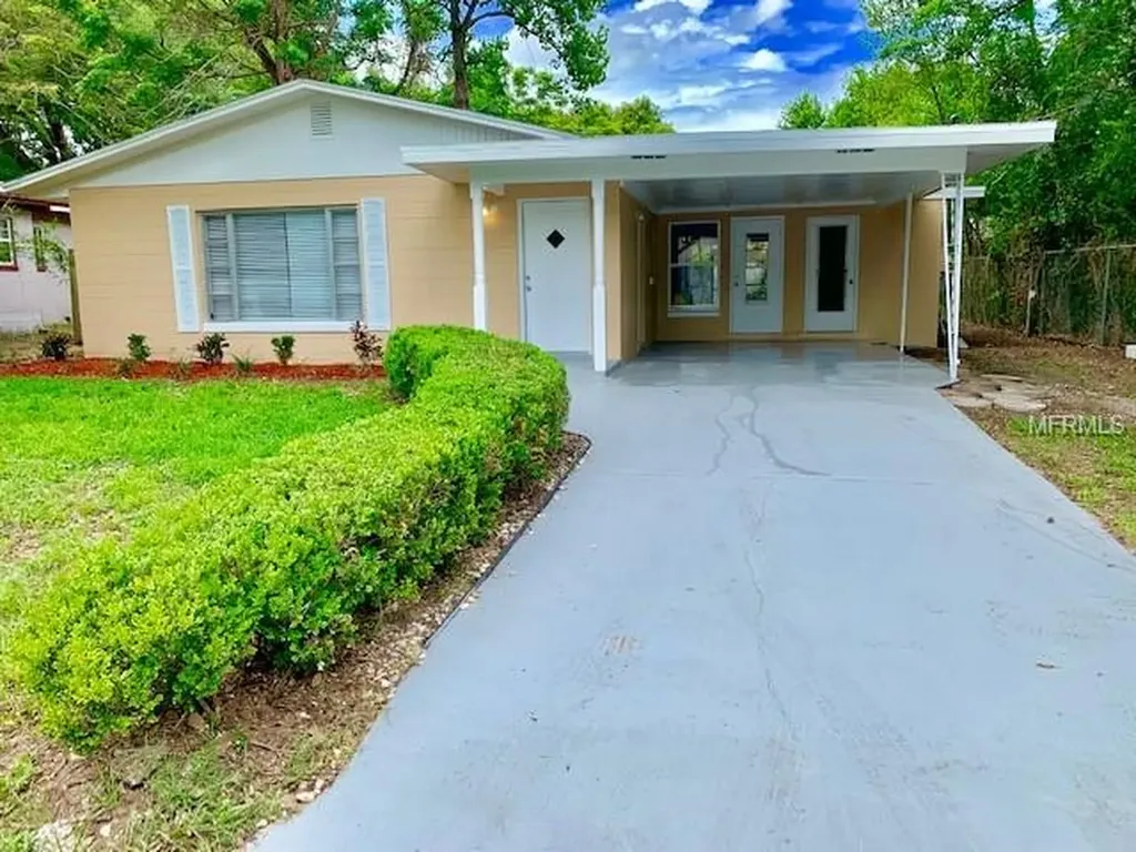 2208 Karl Street Leesburg FL 34748