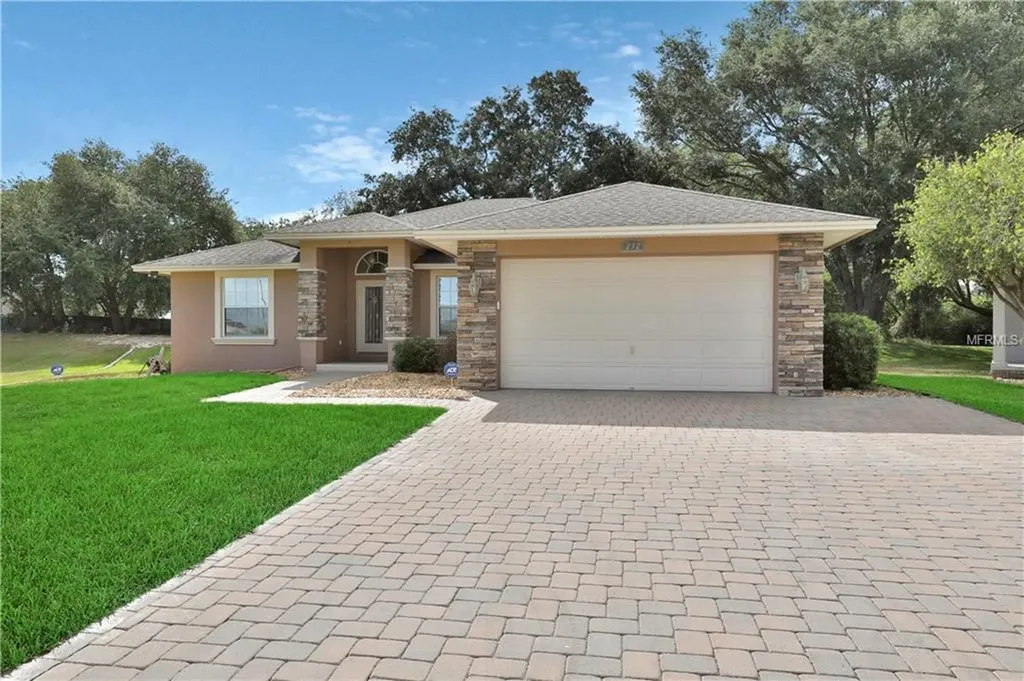 232 Bentley Oaks Boulevard Auburndale FL 33823