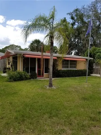 221 Nippino Trail E Nokomis FL 34275