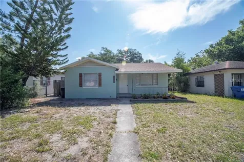 2432 14th Street S St Petersburg FL 33705