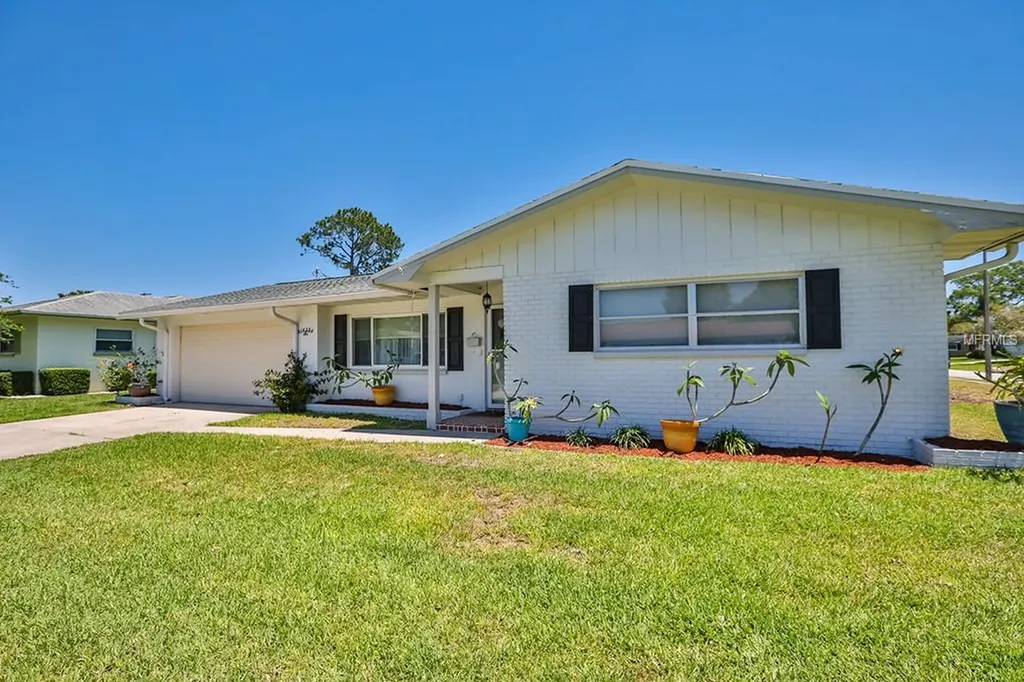 1435 Santa Clara Drive Dunedin FL 34698