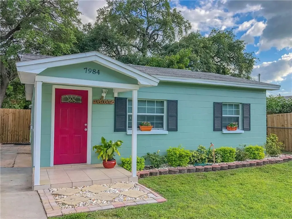 7984 50th Avenue N St Petersburg FL 33709