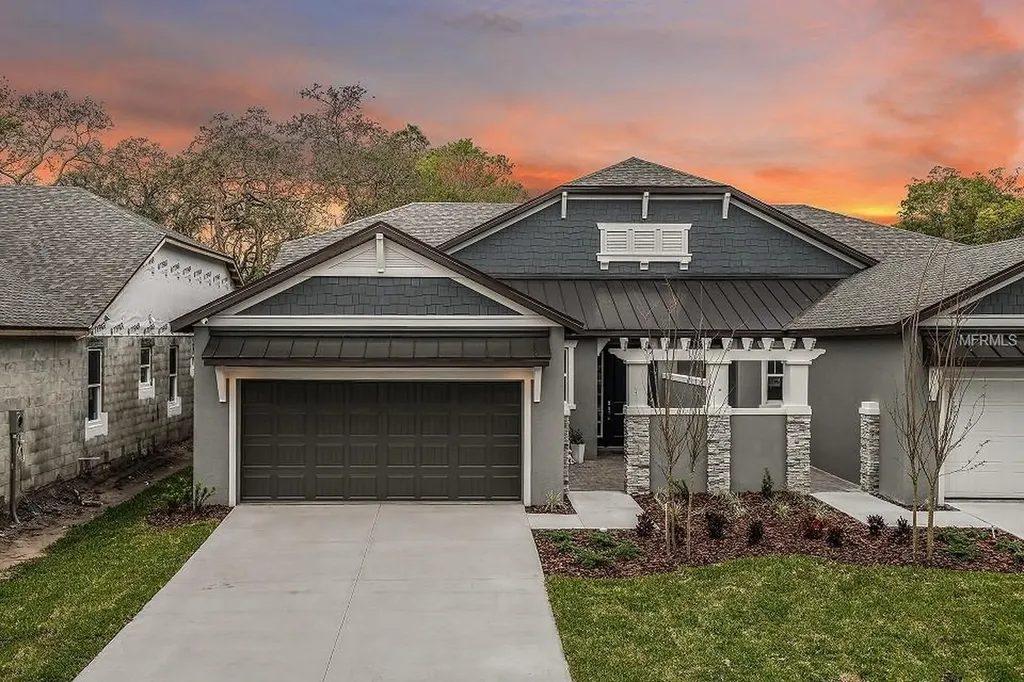 8615 Villa Square Court Tampa FL 33614