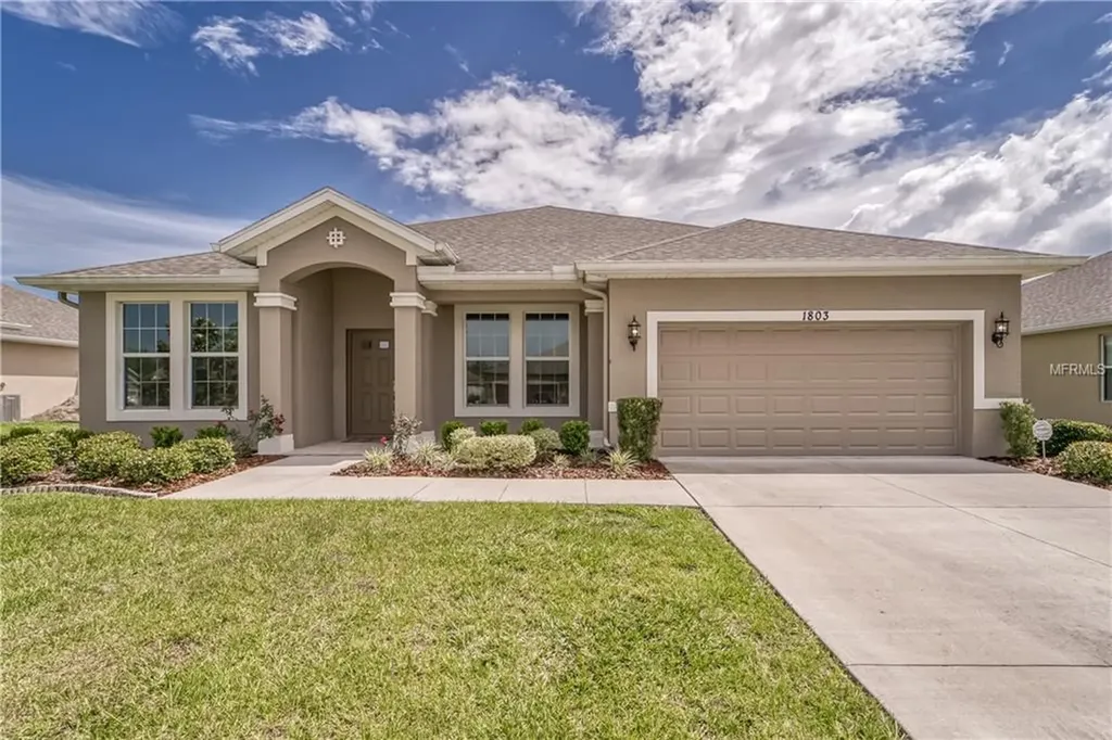 1803 Via Palermo Street Plant City FL 33566