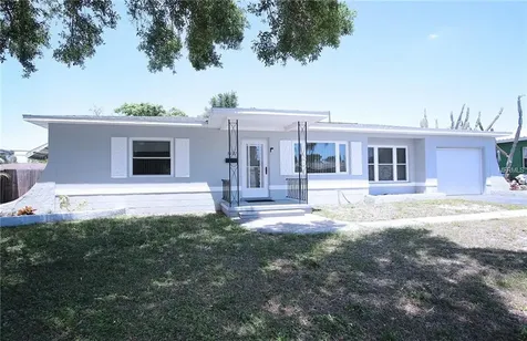 5237 24th Terrace N St Petersburg FL 33710