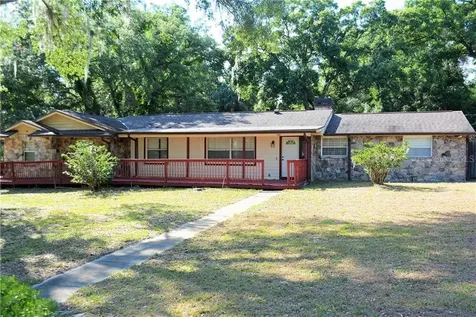 704 N Lake Pleasant Road Apopka FL 32712