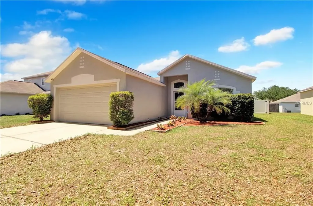 12923 Kings Lake Drive Gibsonton FL 33534